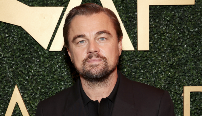 Leonardo DiCaprio respalda a Harris y critica a Trump por ignorar la crisis climática